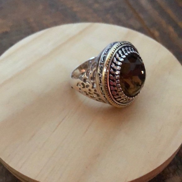 Ring - Picture 2 of 3